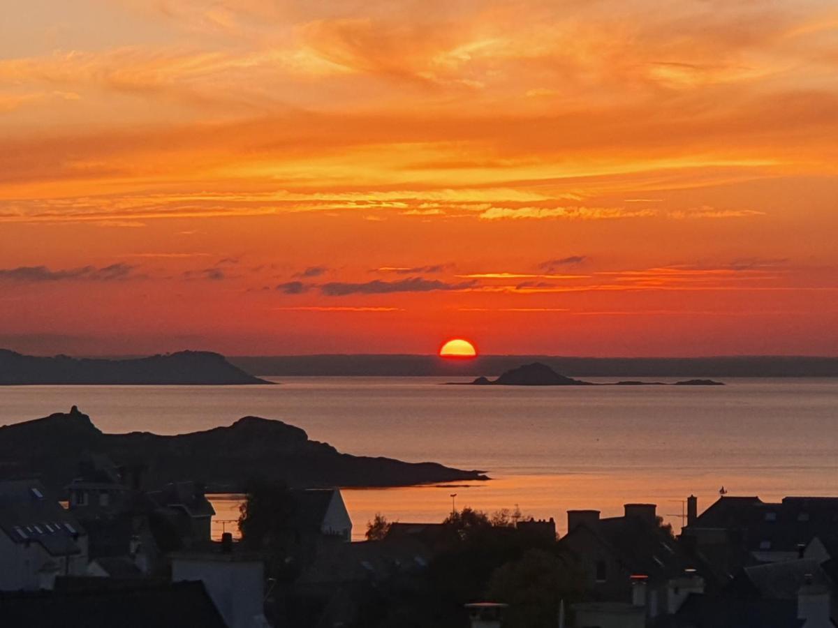 Appartement Bretagne Vue Mer Exceptionnelle Sur Les Hauts D'Erquy Au Calme ! Et Au Pied Du Gr34 Exterior foto